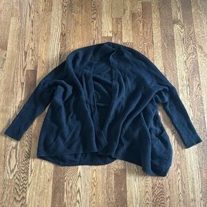 New York City Woman’s Black Open Cardigan Size XS